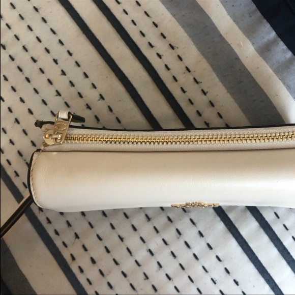 Coach wristlet bag (outlet) - Picture 4 of 8